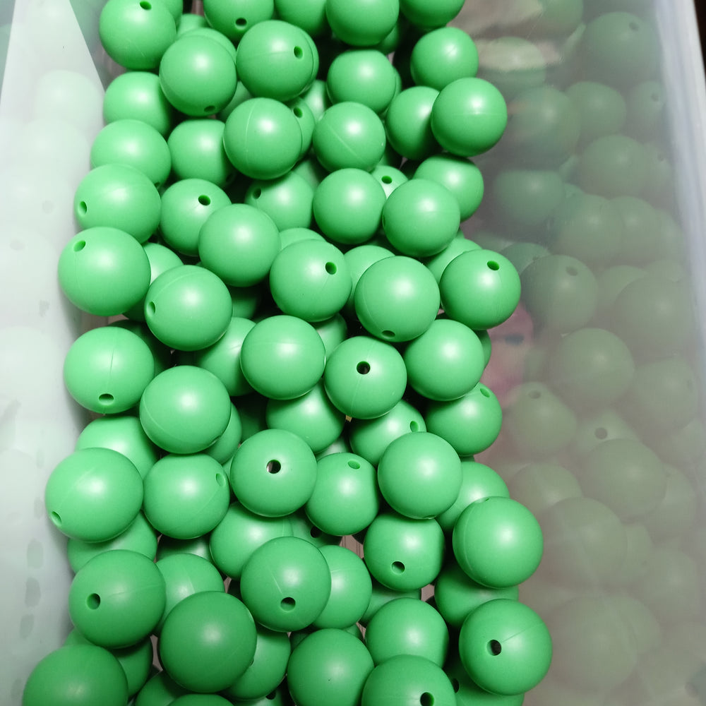 125-Christmas Green Beads