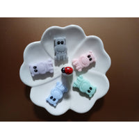 F68-Happy Hippo Silicone Focal Beads